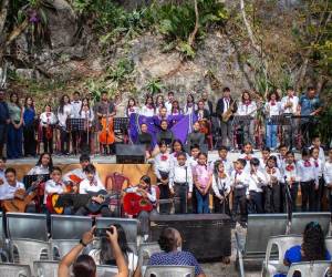 Este tipo de actividades culturales fortalecen las alianzas entre instituciones que comparten un mismo propósito, generar oportunidades de desarrollo e inclusión social para niños, niñas y jóvenes.