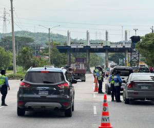 Autoridades de la Dirección Nacional de Vialidad y Transporte (DNVT) han implementado puntos de control en los ejes carreteros en la zona noroccidental durante la Semana Morazánica.