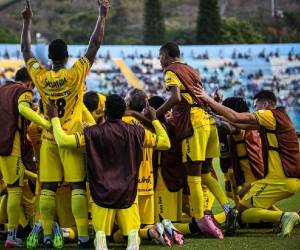 El defensor llega en condición de agente libre luego de finalizar su vínculo con Real Sociedad.