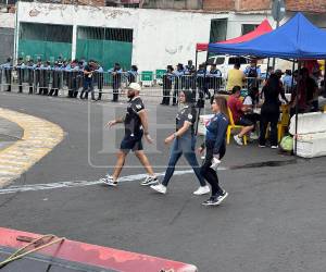 La Policía Nacional hizo un llamado a los aficionados a mantener un comportamiento adecuado.