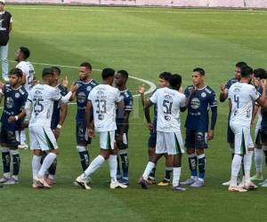 Imágenes del desarrollo del partido.