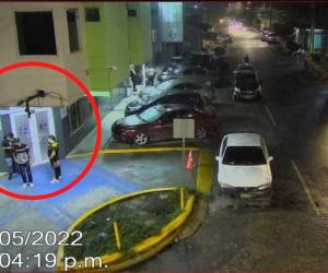 Esta es la imagen en la que es captado por última el agresor.