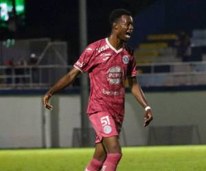 Imágenes del desarrollo del partido.