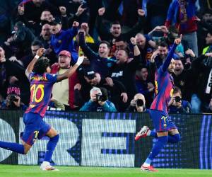 Imágenes del desarrollo del partido.