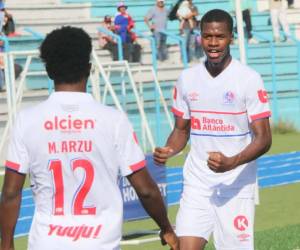 Imágenes del desarrollo del partido.