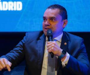 Tras la publicación de Cossette López, Tomás Zambrano denunció el boicot de Libre y el PL al escrutinio especial.