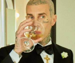 “Dios me salve”, la petición de Travis Barker tras ser ingresado de emergencia al hospital