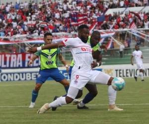 Imágenes del desarrollo del partido.