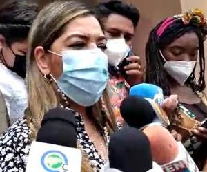 “Ya no aguantamos tantas ofensas verbales, nos dañan psicológicamente”, lamentó la legisladora.