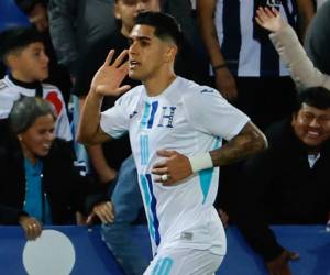Luis Palma anotó el primer gol de la selección hondureña ante Perú.
