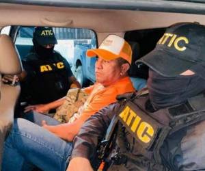 Al excapitán le aseguraron 15 bienes inmuebles, siete sociedades mercantiles y 10 vehículos.