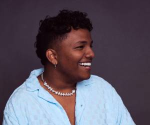 Como una propuesta musical fresca y auténtica describe Raffy el trabajo que ha venido realizando en los últimos años.