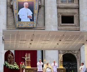 Sucedió a Paulo VI y ha sido el último papa italiano hasta la fecha. Falleció de un infarto apenas 33 días y 6 horas después.