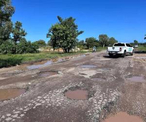 Muchas de las carreteras a las zonas turísticas del país se encuentran en pésimo estado.