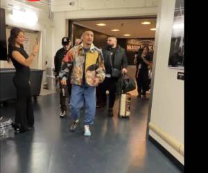Teófimo López llegó al Madison Square Garden escuchando Empire State Of Mind.