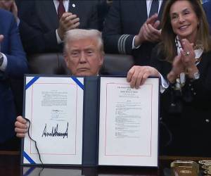 El proyecto de ley que firmó el republicano garantiza la financiación de la mayoría de las agencias federales.