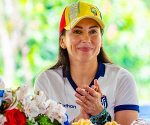 La excandidata presidencial ecuatoriana Luisa González fue detenida este jueves 22 de octubre en el marco de una investigación por presunto lavado de dinero y posibles irregularidades en el financiamiento de su campaña electoral de 2023.