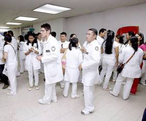 Son 179 residentes que estudiarán a partir del 2026 las diferentes especialidades médicas que imparte la UNAH.