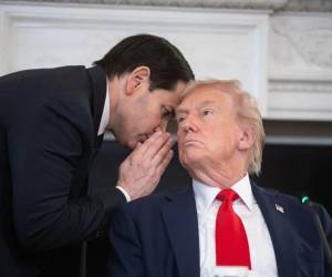 Trump afirmó que Cuba enfrenta etapa crítica y anticipa cambios en la isla.