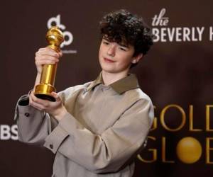 La miniserie Adolescencia se coronó como una de las grandes protagonistas de la 83ª edición de los Golden Globe Awards, conquistando premios clave y consolidando su impacto tanto ante la crítica como entre el público.
