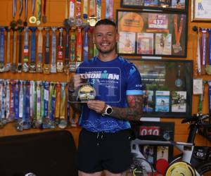 Juan José Reyes hizo historia para el deporte hondureño en El Salvador junto al colombiano Alberto Carrillo.