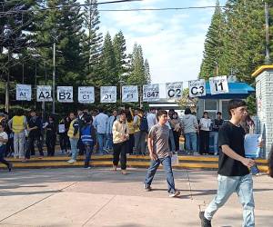 Los más de 19,000 aspirantes realizaron el pasado viernes la prueba de admisión en 13 centros regionales de la UNAH.