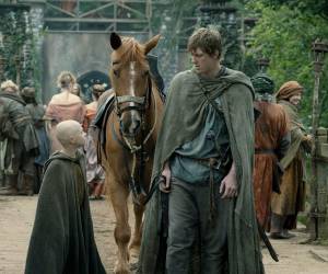 Seis episodios fueron suficientes para que El caballero de los Siete Reinos se ganara un lugar propio dentro del universo televisivo de George R. R. Martin. La serie, que cerró su primera temporada ayer con el capítulo titulado El mañana, dejó a Dunk y a Egg cabalgando sin un destino fijo. Pero la pregunta que miles de espectadores comenzaron a hacerse apenas apagaron la pantalla es la misma que flota sobre cada final de temporada exitosa: ¿habrá más?