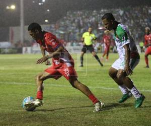 Estrella Roja y Hondupino están empatando en la final de Liga de Ascenso.