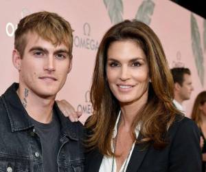 El pasado domingo 20 de septiembre falleció Presley Gerber, a sus 27 años. El joven era hijo de la legendaria supermodelo Cindy Crawford y tenía rasgos físicos muy marcados que compartía con su madre. Aquí los detalles.