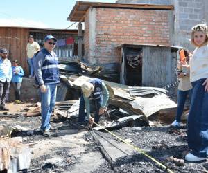 Un incendio consumió dos casas en Santa Clara y dejó a familias damnificadas. La respuesta municipal incluyó ayuda inmediata y respaldo institucional