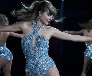 Andy Reid, entrenador jefe de los Kansas City Chiefs, confirmó esta semana que asistirá a la boda de Travis Kelce y Taylor Swift.