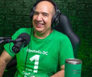 Godofredo Fajardo oficializó su apoyo a Salvador Nasralla durante un acto político en la capital.