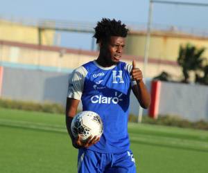 El estatus migratorio le valió a Maylor Núñez para llegar primero a Honduras que el resto de sus compañeros.