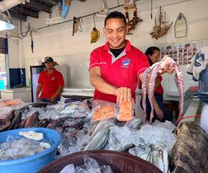 Tras cumplir 46 años de funcionamiento, el Mercado Municipal de Mariscos La Isla se prepara para su Feria de Mariscos, programada del 2 al 4 de octubre.