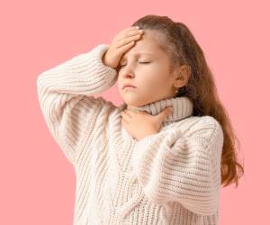 “La mayoría de las complicaciones de la enfermedad se relacionan con deshidratación y la subestimación del dolor oral”, detalló el entrevistado.