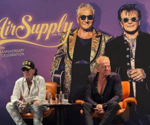 Graham Russell y Russell Hitchcock regresan a Honduras el próximo sábado 7 de marzo. El dúo australiano se presentará en el Nacional de Ingenieros Coliseum de Tegucigalpa en el marco de su 50th Anniversary Celebration Tour, una gira que recorre el continente americano para conmemorar medio siglo de una de las asociaciones más longevas del soft rock internacional.