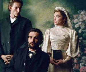 Ocho capítulos, varias décadas y una mujer que hace temblar a todos los Trask. Zoe Kazan estrena en Netflix su 'Al este del Edén', protagonizada por Florence Pugh.