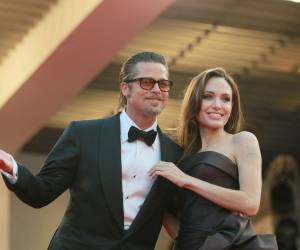 El actor Brad Pitt denunció a la actriz Angelina Jolie por 35 millones de dólares por daños en el marco de la batalla legal que mantiene la expareja sobre el Château Mirabal, según documentos judiciales revelados por la revista People.
