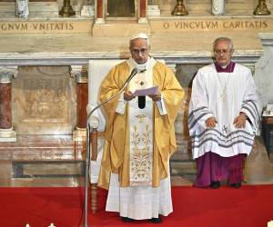 El líder de la Iglesia Católica ofició una misa en la Basílica de San Agustín.