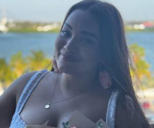 La periodista venezolana Jessiree Querales resultó gravemente herida durante los terremotos que sacudieron Venezuela el pasado 24 de junio. Tras varios días hospitalizada, sus familiares piden ayuda para cubrir los gastos médicos.