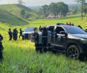 Honduras vive una de las semanas más violentas de los últimos meses. En apenas seis días, cuatro masacres registradas en distintos puntos del país dejaron al menos 32 personas asesinadas, entre ellas menores de edad, policías y jóvenes estudiantes.