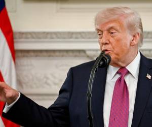 El anuncio de Trump se produjo tras una jornada de infarto, en la que aumentaba la incertidumbre a medida que se acercaba el fin de la tregua vigente desde el 6 de abril y que iba a expirar este miércoles.