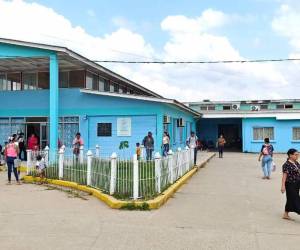 Un hombre falleció en las afueras del Hospital Manuel de Jesús Subirana, en Yoro.