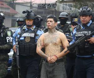 Fabián Ernesto Nájera Escoto, alias el Atrevido fue fuertemente custodiado por agentes policiales y militares.