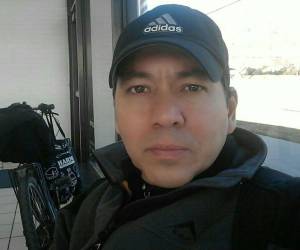 El Servicio de Inmigración y Aduanas (ICE) de Estados Unidos detuvo al periodista venezolano Wilmer Solano en Miami Beach pese a tener una solicitud de asilo pendiente, según denunciaron este martes su familia y una organización del gremio.