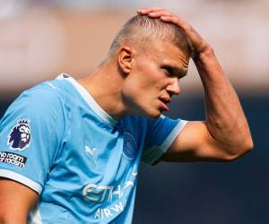 En el regreso de la Premier League, Erling Haaland decidió despedirse de la larga cabellera rubia que durante años se convirtió en una de sus principales señas de identidad.