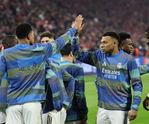 Imágenes del desarrollo del partido.