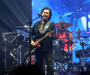 Lo que anoche vivió Tegucigalpa no fue un concierto más: fue la primera vez que Caifanes pisó suelo hondureño en sus 39 años de historia.