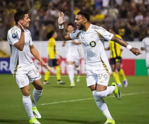 Denis Bouanga anotó el primer gol para Los Ángeles FC sobre el Real España en el Morazán.
