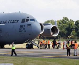 Honduras recibe diariamente alrededor de tres vuelos con personas retornadas desde México y Estados Unidos. Organizaciones pidieron declarar emergencia migratoria y adoptar medidas para los tepesianos y el resto de retornados.